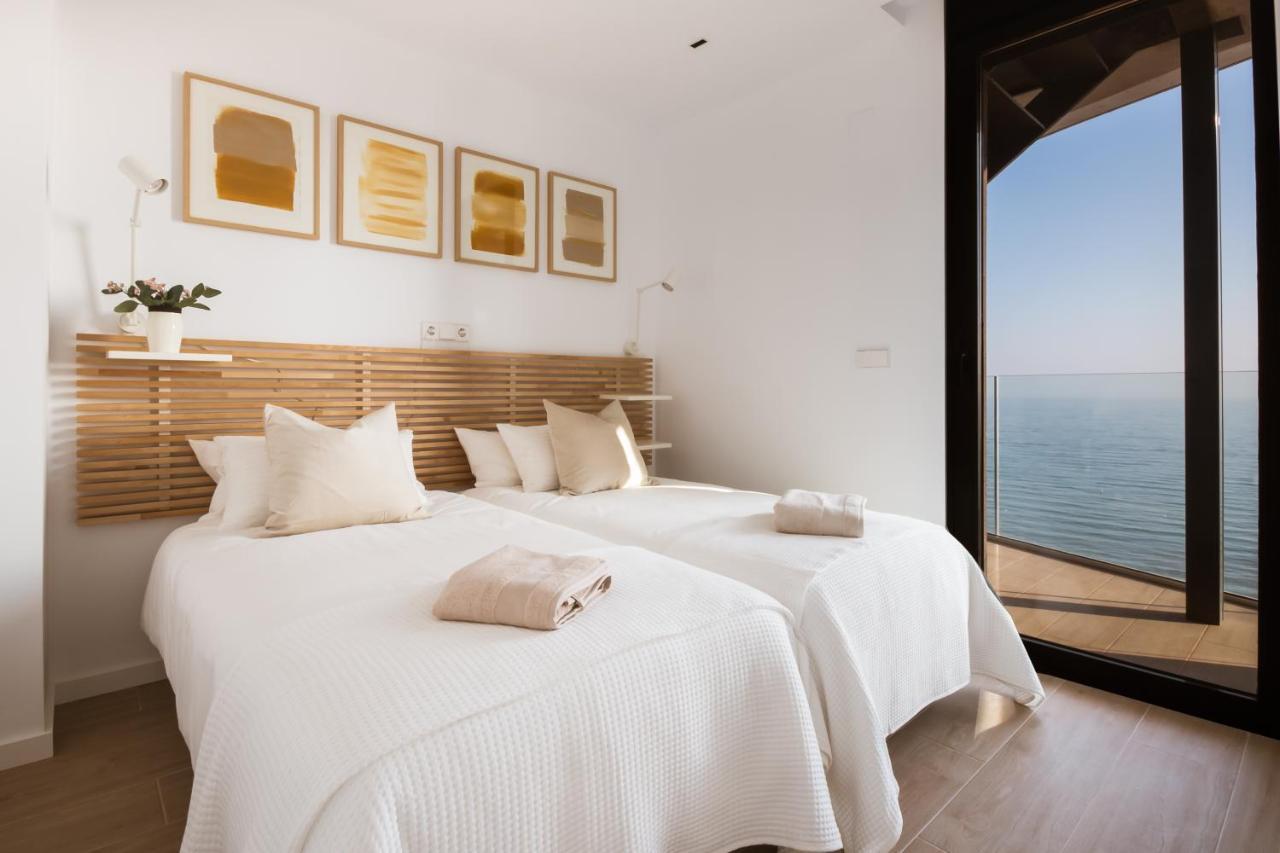 Modern Sea Front Jacuzzi Blue Sky Apartment Alicante Exterior photo