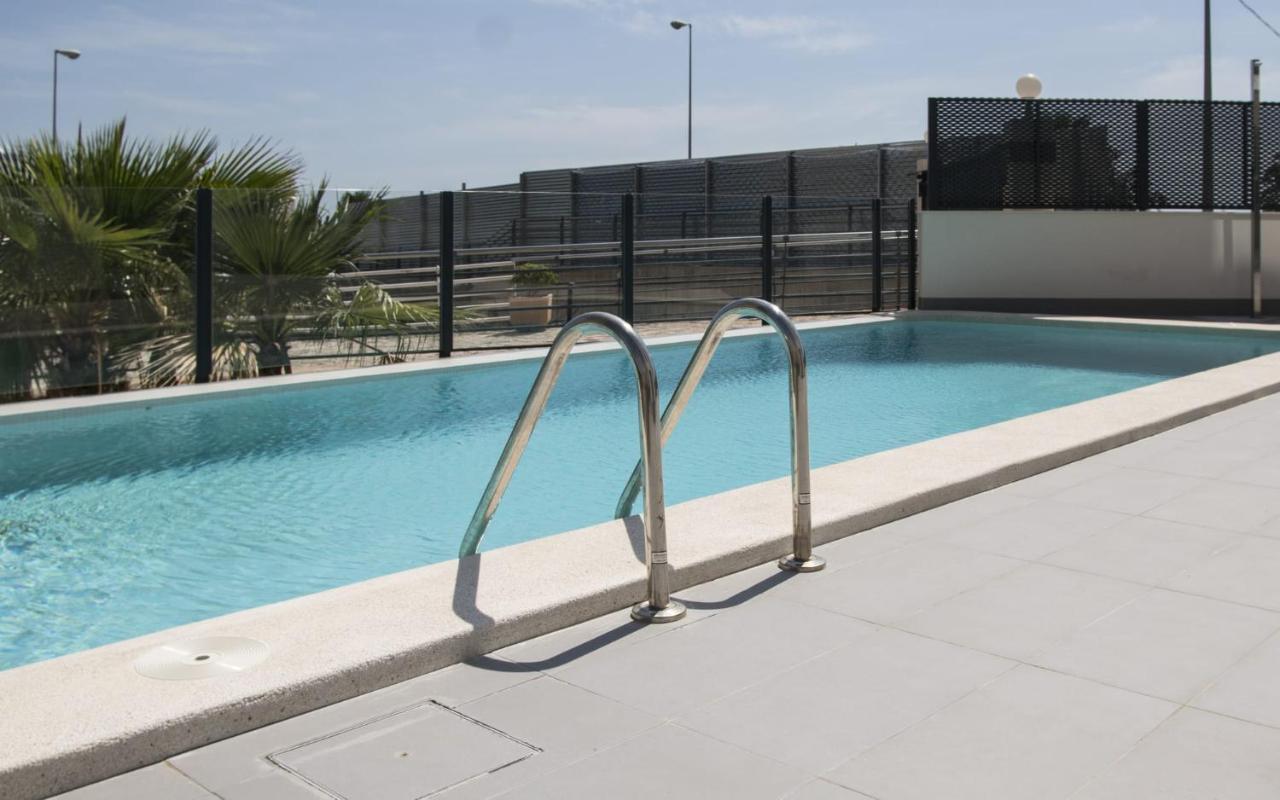 Modern Sea Front Jacuzzi Blue Sky Apartment Alicante Exterior photo